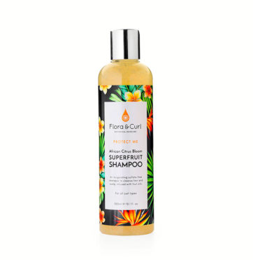 Champú energizante AFRICAN CITRUS SUPERFRUIT SHAMPOO de FLORA & CURL en Beths