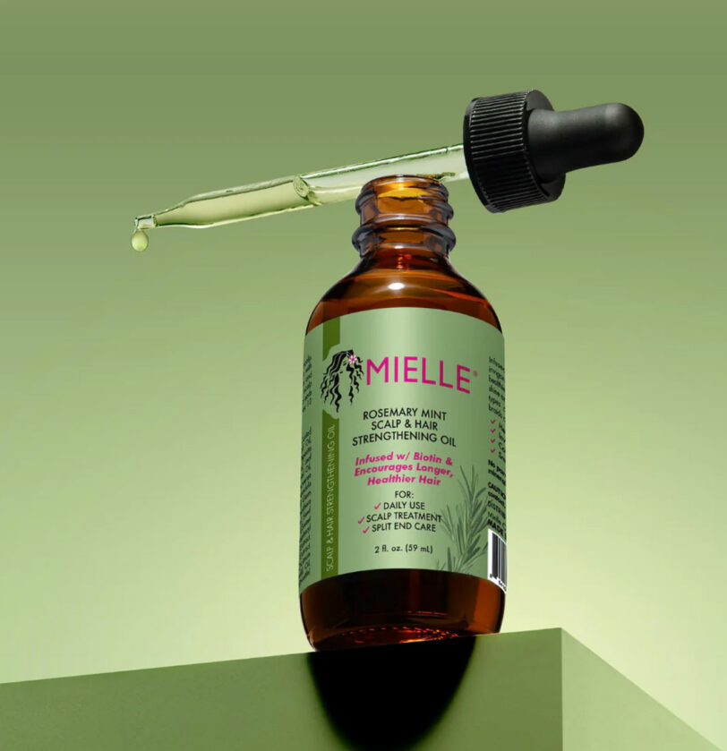 Aceite de romero crecimiento Rosemary Mint Scalp & Hair Strengthening Oil de Mielle 59ml BETH'S HAIR