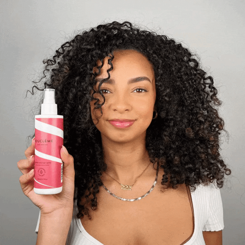 Laca de fijación flexible rizos Flexible Hold Hair Spray de Bouclème BETH'S HAIR