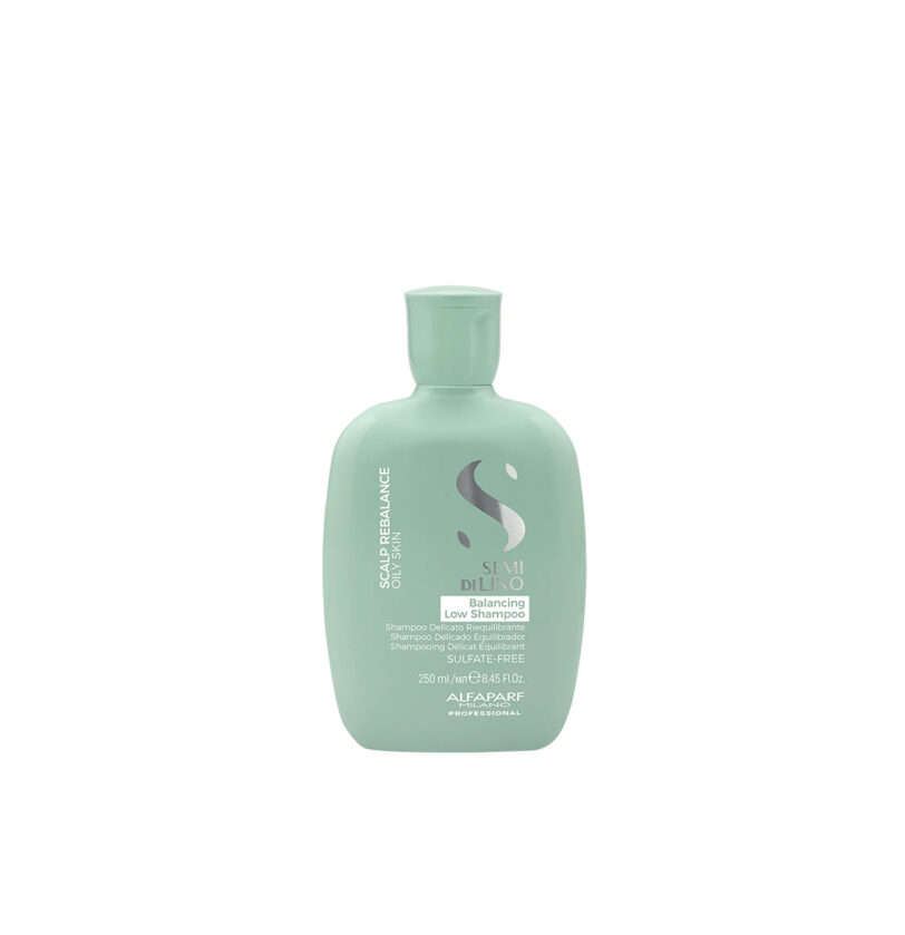 Champú delicado equilibrante para el cuero cabelludo con exceso de grasa Balancing Low Shampoo SEMI DI LINO SCALP RENEW de ALFAPARF 250ml BETH'S HAIR