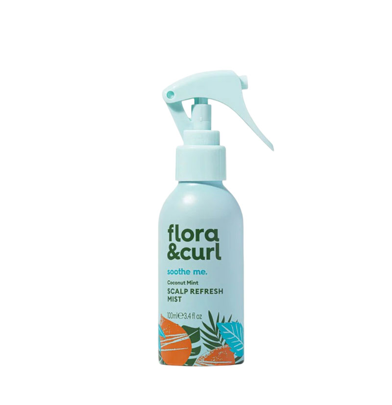 Bruma refrescante para el cuero cabelludo coco y menta Coconut Mint Scalp Refresh Mist de FLORA & CURL BETH'S HAIR Bruma refrescante para el cuero cabelludo coco y menta Coconut Mint Scalp Refresh Mist de FLORA & CURL BETH'S HAIR