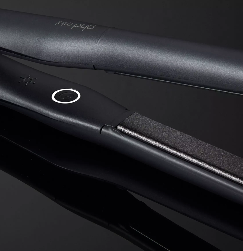 Plancha de pelo GHD Mini Negra BETH'S HAIR Plancha de pelo GHD Mini Negra BETH'S HAIR
